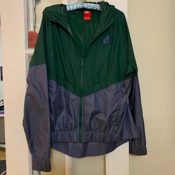 nike windbreaker - Picture 1 of 2